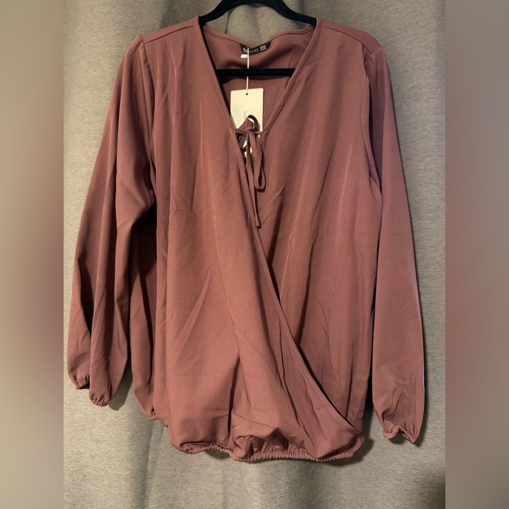 NWT Elegant Mauve Women's Top
